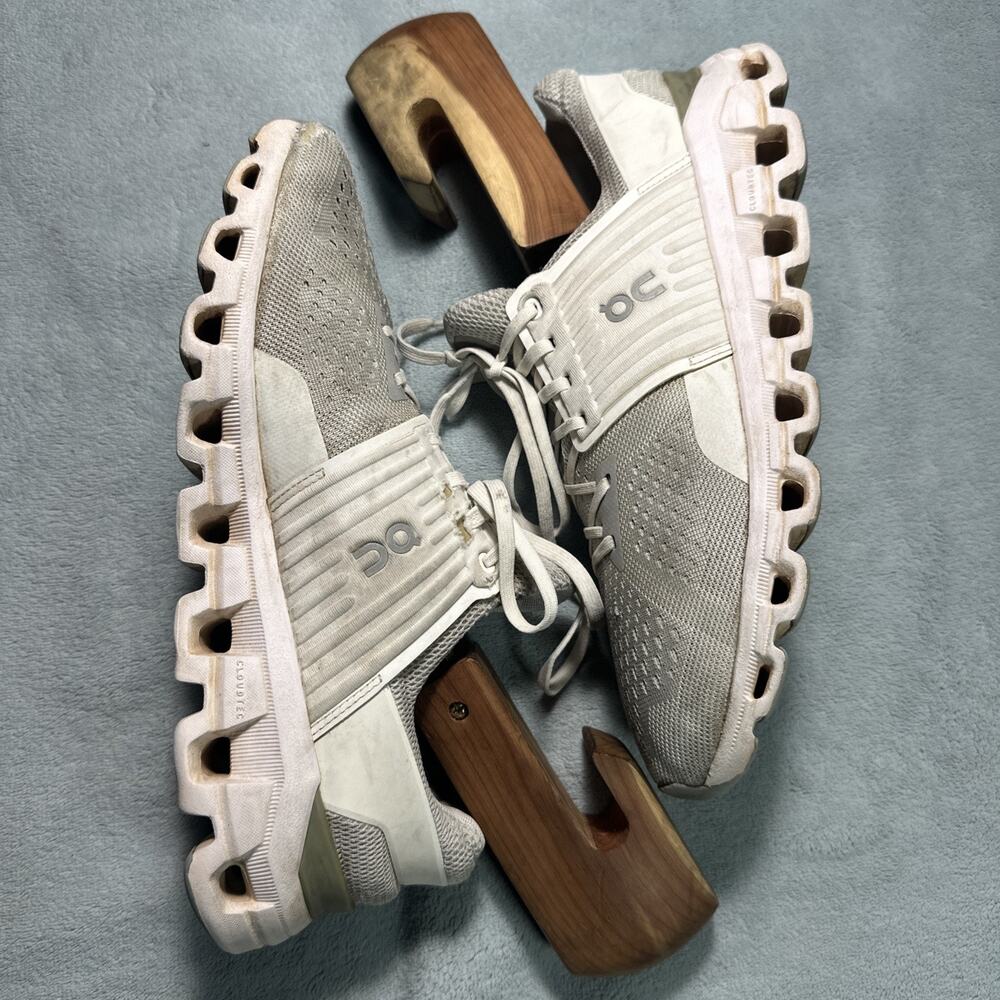 On Cloud Cloudswift Cloudtec Running Shoes Womens 9 Athleisure White Gray